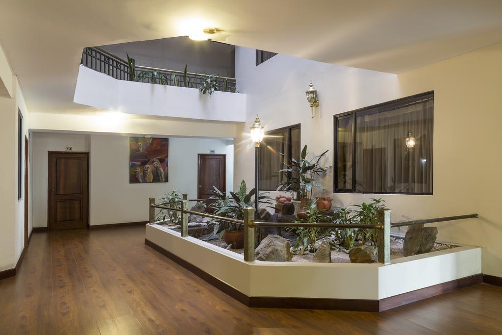 Hotel Libertador Loja Extérieur photo